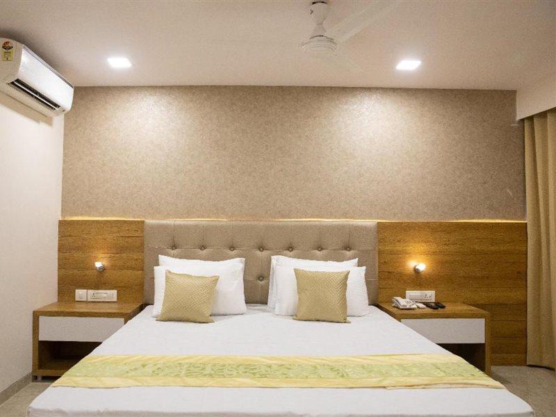 Hotel Grace Galaxy Mumbai Exterior photo