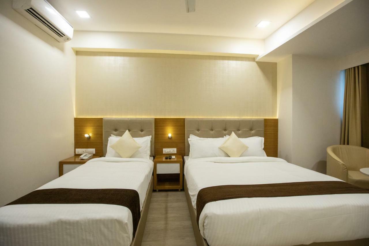 Hotel Grace Galaxy Mumbai Exterior photo